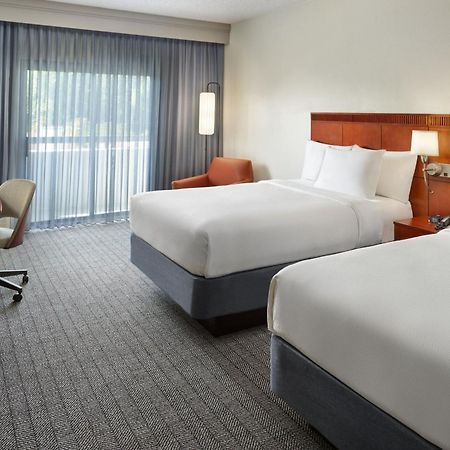 Courtyard By Marriott Atlanta Executive Park/Emory Hotel Exterior photo